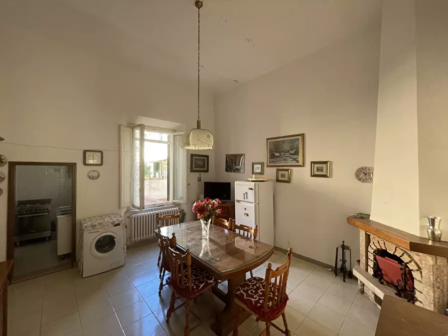 Immagine 3 di Appartamento in vendita  in Via Alessandro Manzoni a Cecina