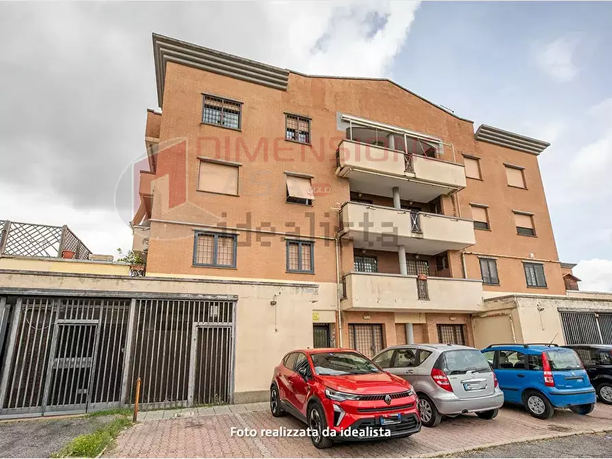Immagine 24 di Trilocale in vendita  in Via Massa di San Giuliano a Roma