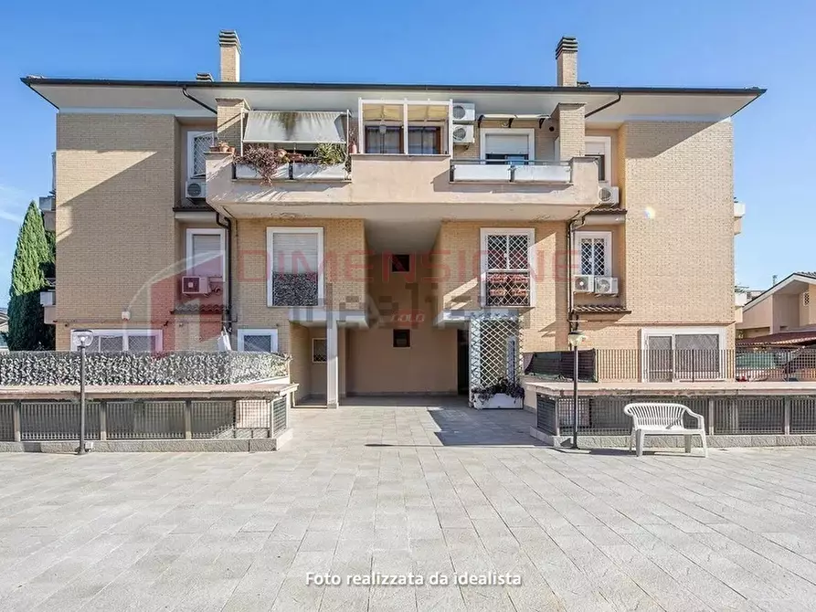 Immagine 1 di Trilocale in vendita  in via del fosso scilicino a Roma