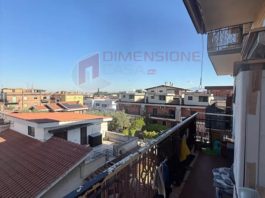 Immagine 19 di Trilocale in vendita  in Via Partanna a Roma