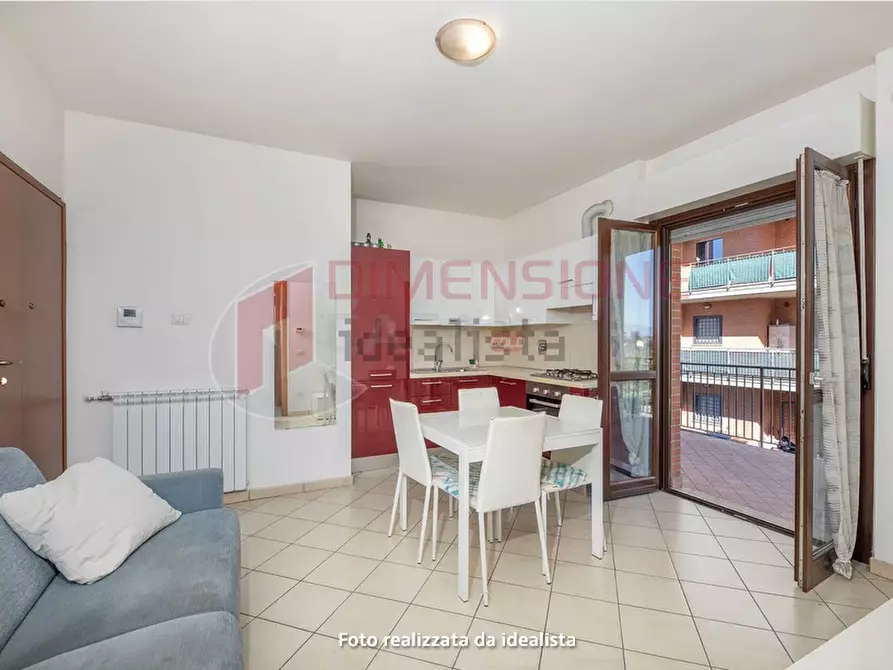 Immagine 6 di Bilocale in vendita  in Via Rocca di Cambio a Roma