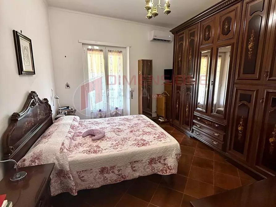 Immagine 17 di Quadrilocale in vendita  in Via Massa di San GiulianoVia di Massa San Giuliano a Roma