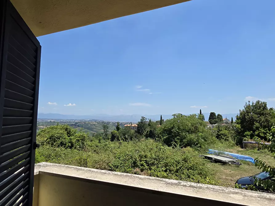 Immagine 6 di Casa trifamiliare in vendita  in Via Flaminia 38 a Morlupo