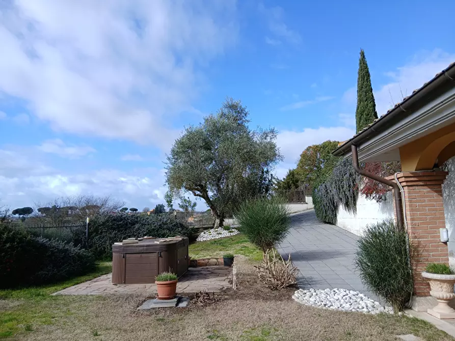 Immagine 126 di Villa in vendita  in Via Aldo Moro 889 a Morlupo