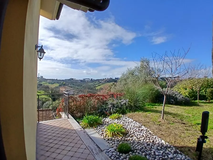 Immagine 90 di Villa in vendita  in Via Aldo Moro 889 a Morlupo