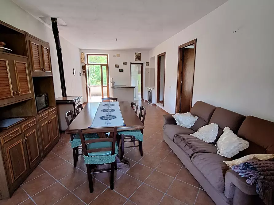 Immagine 23 di Attico in vendita  in Via Folignate 1 a Visso