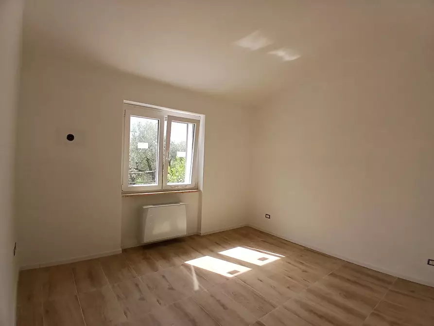 Immagine 138 di Rustico / casale in vendita  in Via Campagnanese 874 a Morlupo