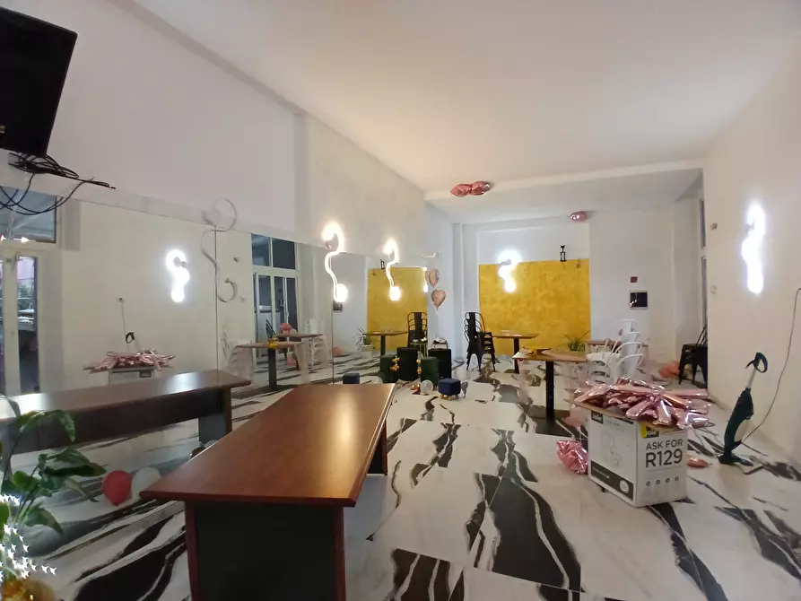 Immagine 41 di Attività commerciale in vendita  in Via Flaminia km 38 a Rignano Flaminio