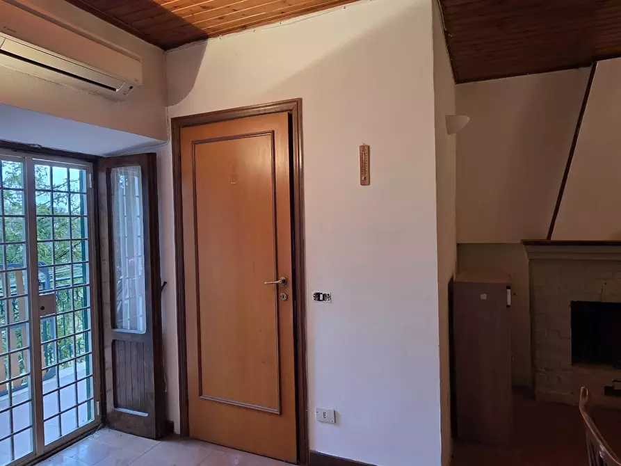 Immagine 5 di Loft/Open space in vendita  in Via della Valle 1 a Morlupo