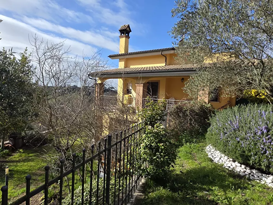 Immagine 9 di Villa in vendita  in Via Aldo Moro 889 a Morlupo