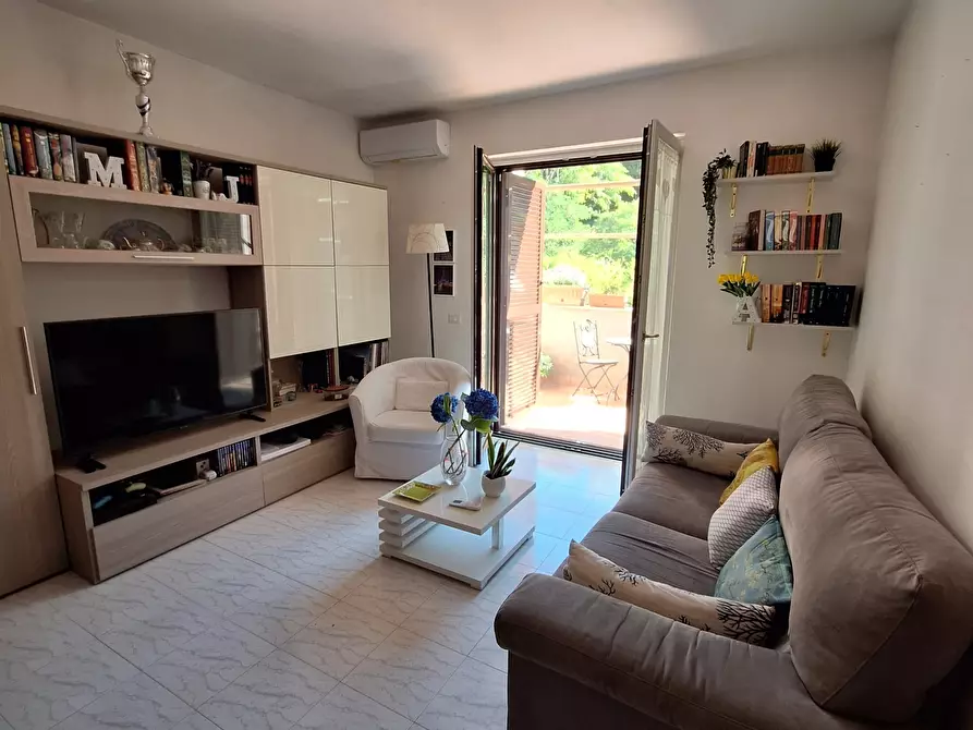 Immagine 5 di Trilocale in vendita  in Via Umberto Boccioni 4 a Morlupo