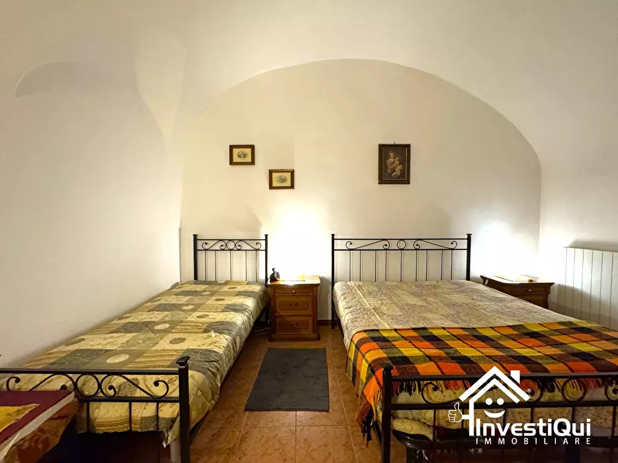 Immagine 16 di Bilocale in vendita  in Via Giobatta Chiappe 34 a Pietra Ligure