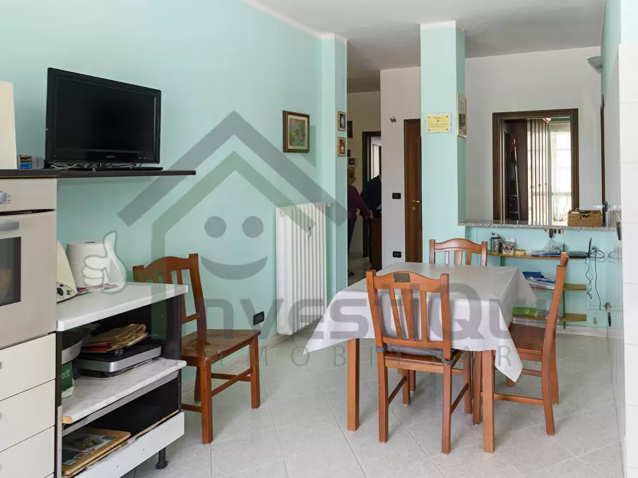 Immagine 4 di Trilocale in vendita  in VIA VITTORIO VENETO 4 a Ciriè