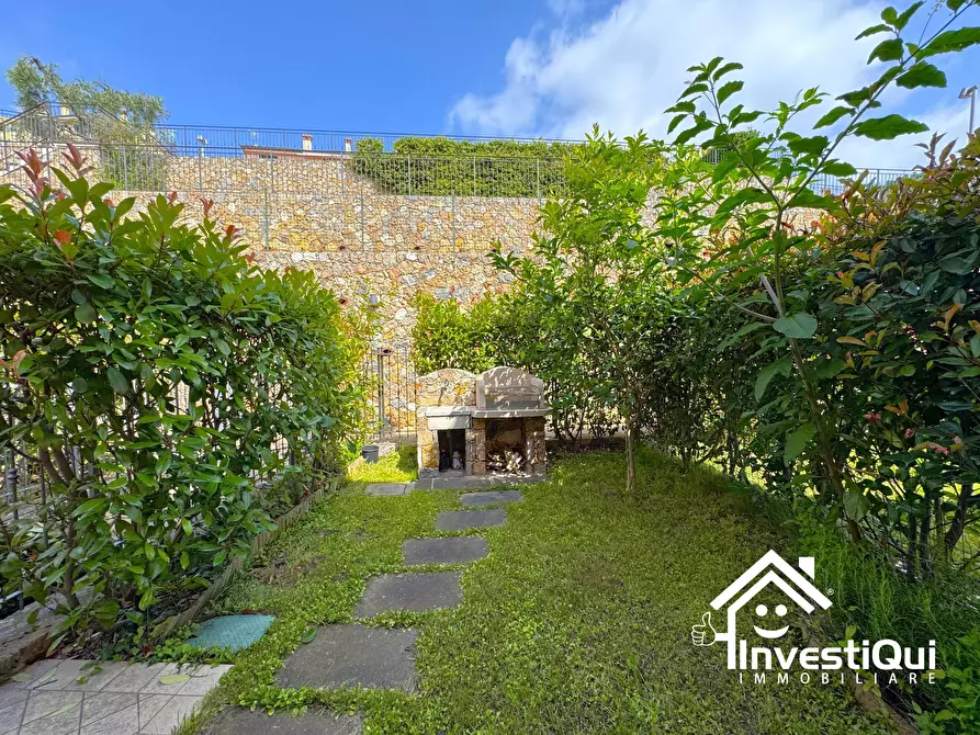 Immagine 26 di Bilocale in vendita  in Via Brunenghi 11 a Magliolo