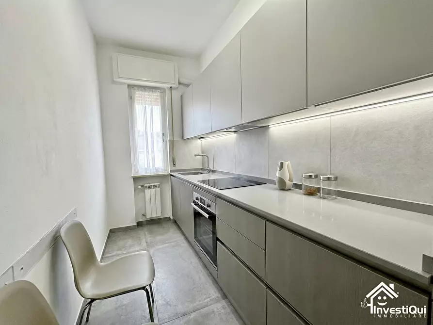 Immagine 12 di Bilocale in vendita  in Via Goffredo Mameli 125 a Pietra Ligure