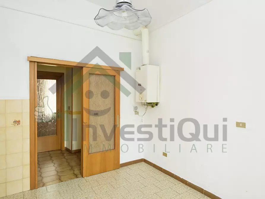 Immagine 8 di Quadrilocale in vendita  in Via Robassomero 15 a Ciriè