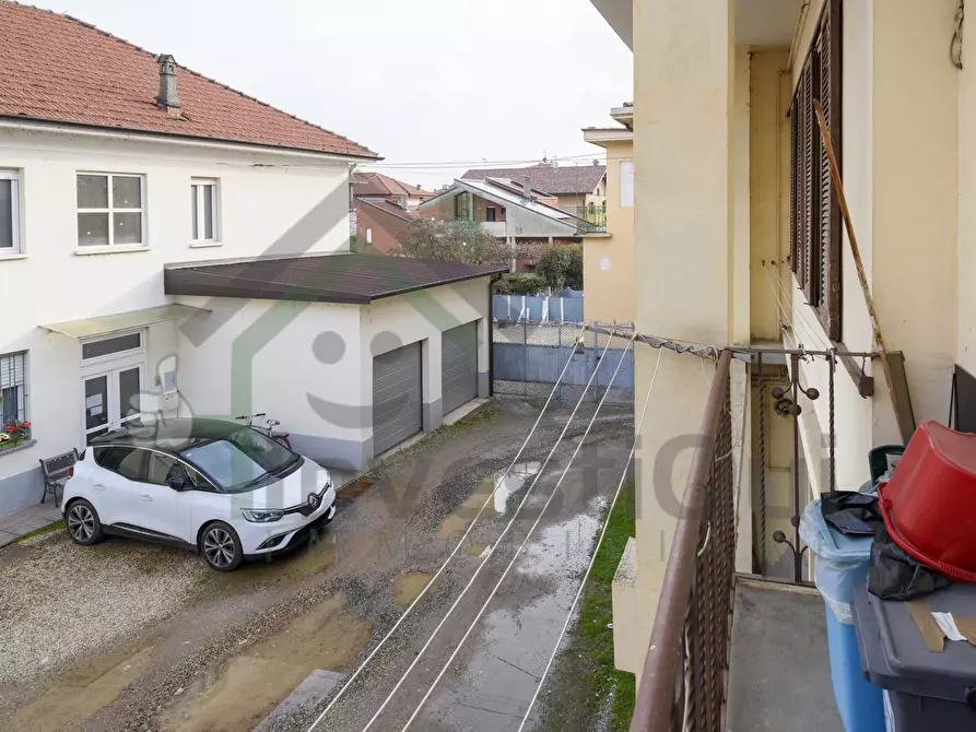 Immagine 27 di Quadrilocale in vendita  in Via Robassomero 15 a Ciriè