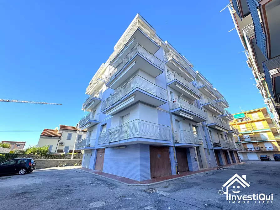 Immagine 29 di Bilocale in vendita  in Via Goffredo Mameli 63 a Pietra Ligure