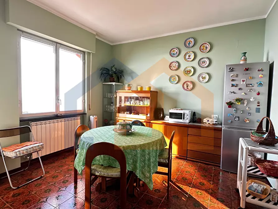 Immagine 10 di Quadrilocale in vendita  in Via de Negri 8 a Bergeggi