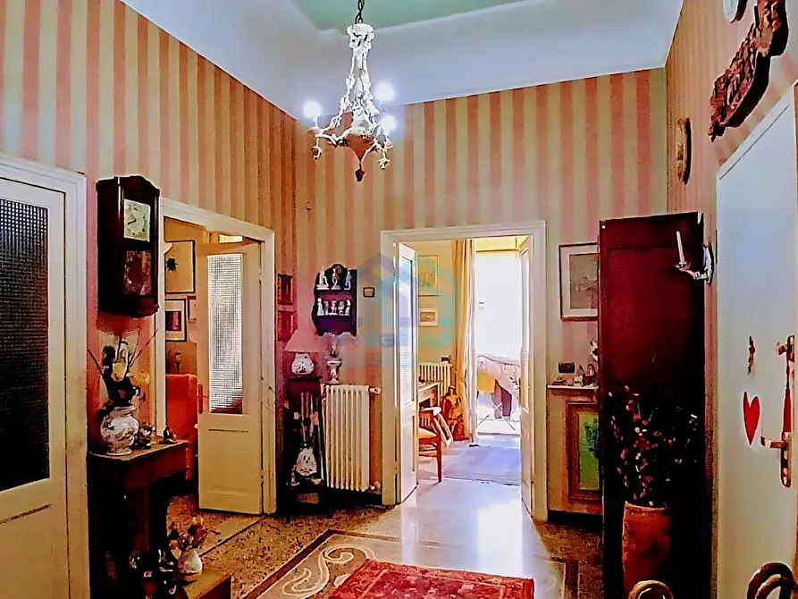 Immagine 2 di Appartamento in vendita  in Via Montegrappa 10 a Savona