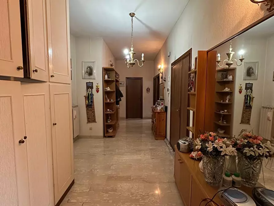 Immagine 5 di Pentalocale in vendita  in Via Marche 83 a Fonte Nuova