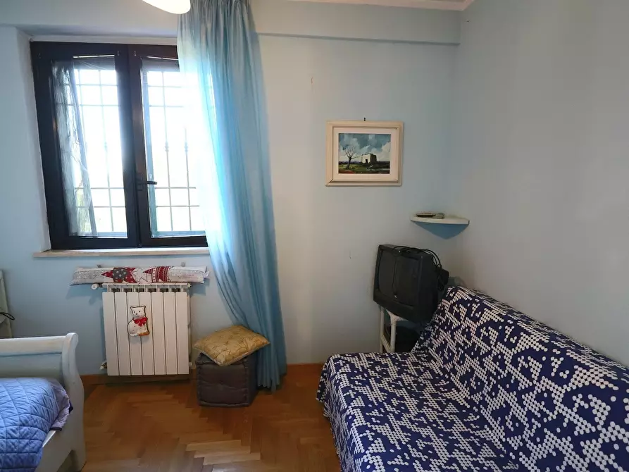 Immagine 22 di Villa in vendita  in Via di Marco Simone 84 a Guidonia Montecelio