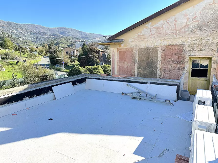 Immagine 20 di Villa in vendita  a Lavagna