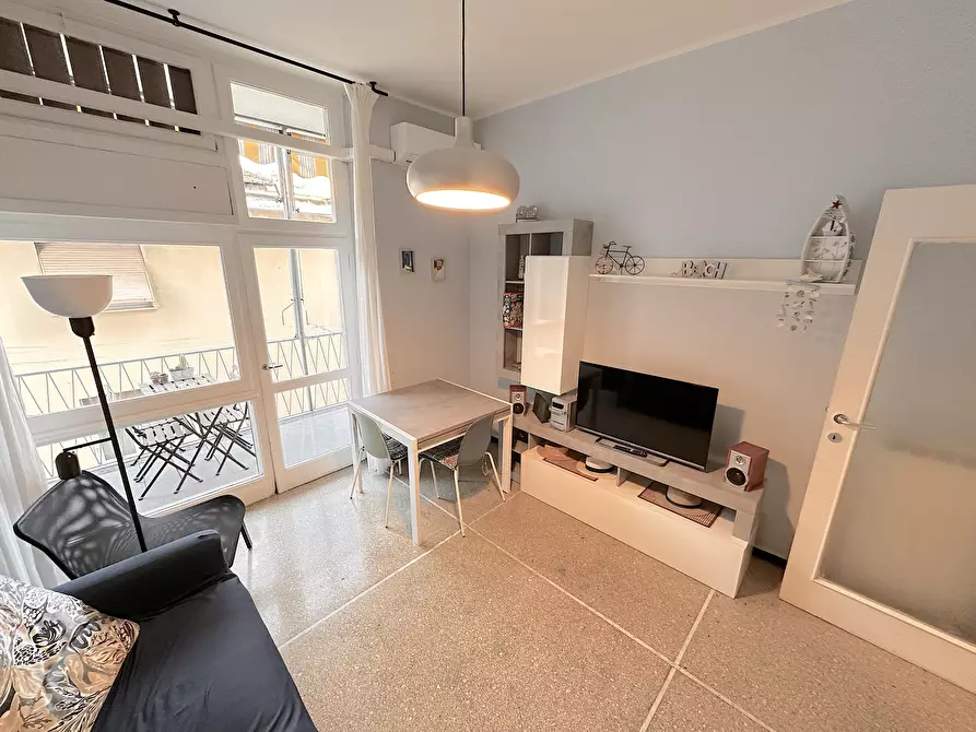 Immagine 8 di Bilocale in affitto  a Chiavari