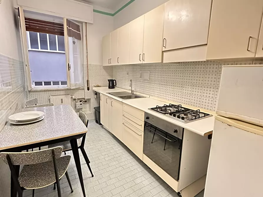 Immagine 2 di Trilocale in vendita  a Chiavari