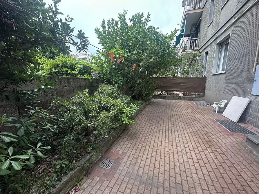 Immagine 12 di Bilocale in affitto  a Chiavari