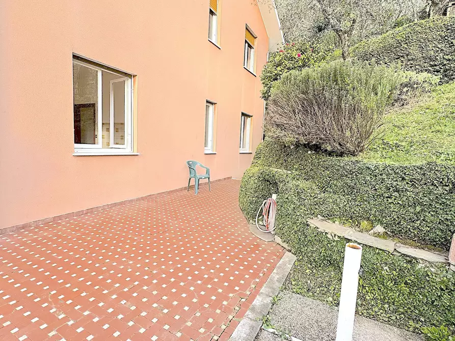 Immagine 3 di Trilocale in affitto  a Leivi