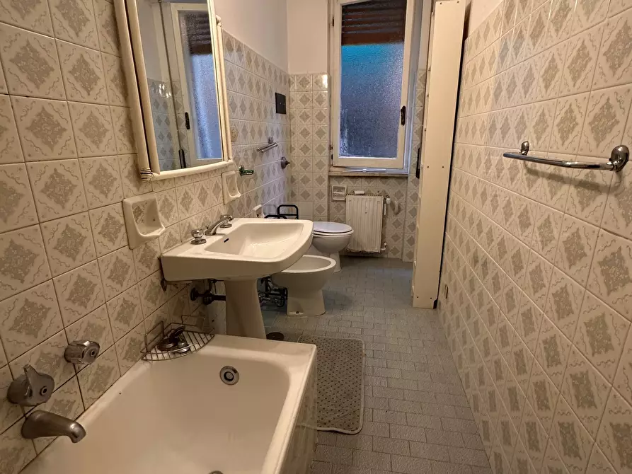 Immagine 8 di Trilocale in vendita  a Chiavari