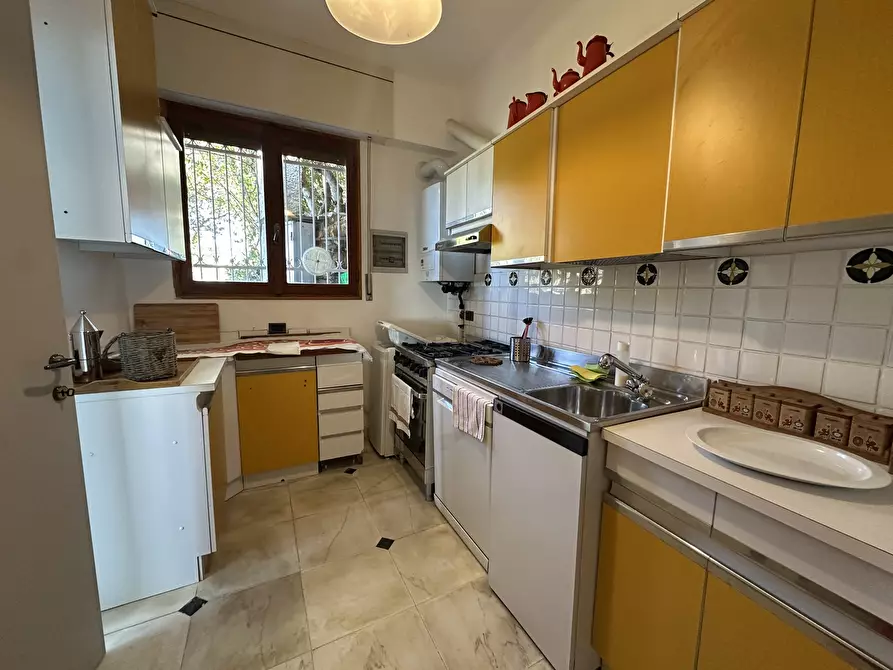 Immagine 15 di Quadrilocale in affitto  a Chiavari