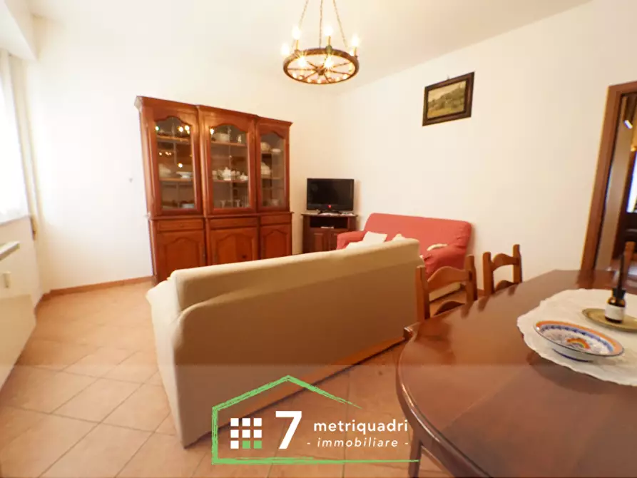 Immagine 3 di Trilocale in affitto  a Chiavari