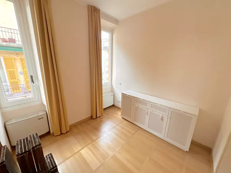 Immagine 8 di Trilocale in affitto  in Piazza Madonna dell'Orto a Chiavari