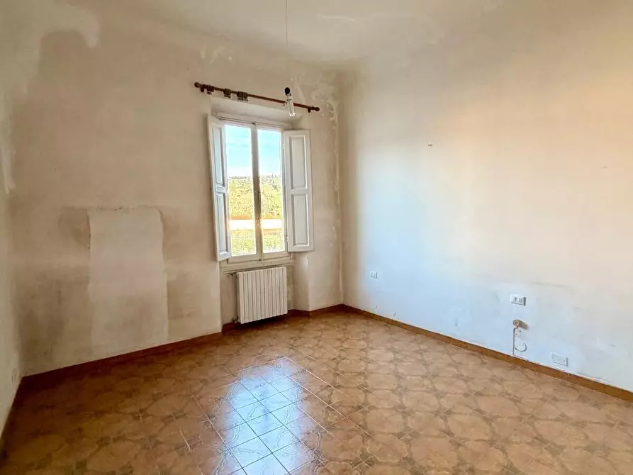 Immagine 16 di Trilocale in vendita  in Via della Torre a Firenze