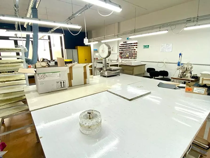 Immagine 9 di Capannone industriale in affitto  in Via Codignola a Scandicci