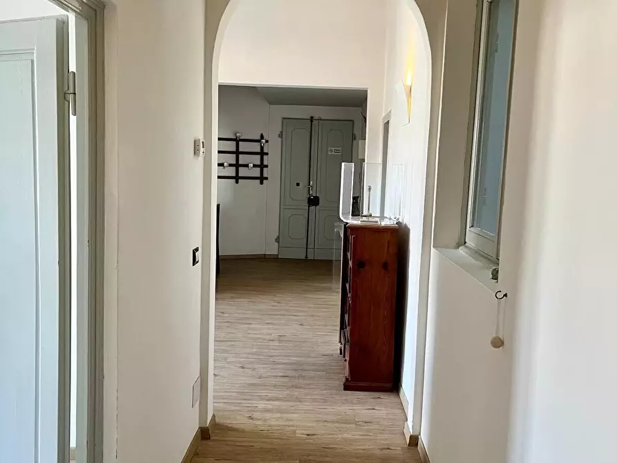 Immagine 16 di Quadrilocale in affitto  in Lungarno Vespucci a Firenze