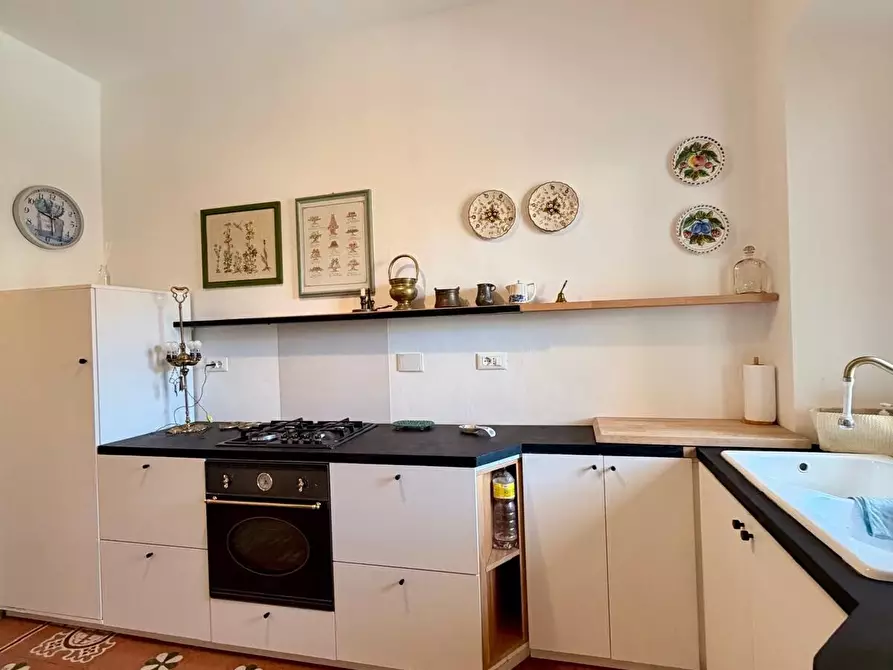 Immagine 18 di Quadrilocale in affitto  in Via Giuseppe Garibaldi a Firenze