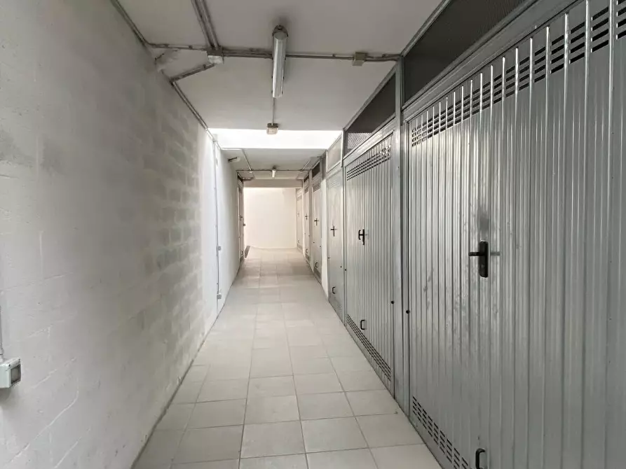 Immagine 17 di Magazzino in vendita  in Via di San Gervasio a Firenze