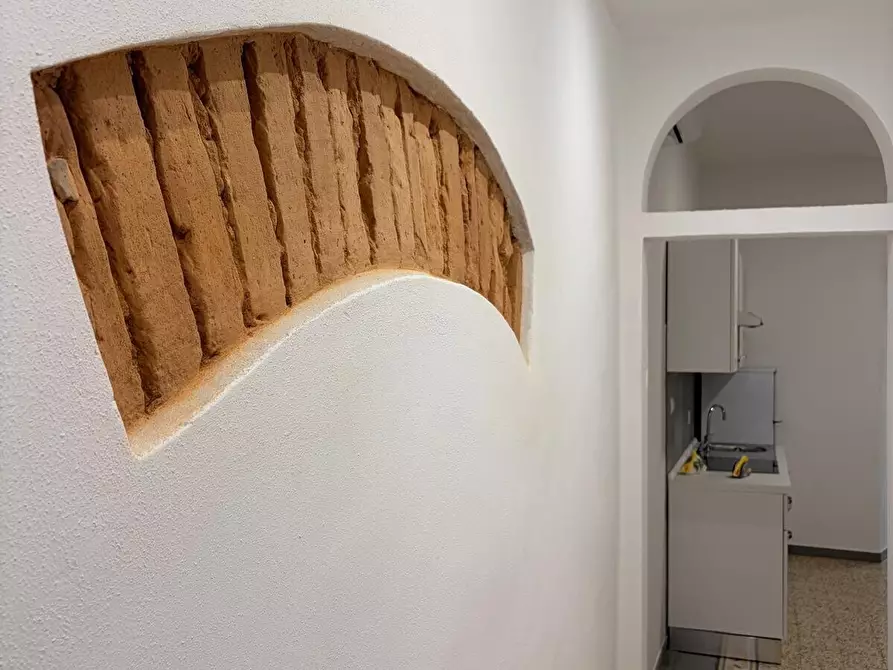 Immagine 16 di Quadrilocale in affitto  in Via Palestro a Firenze