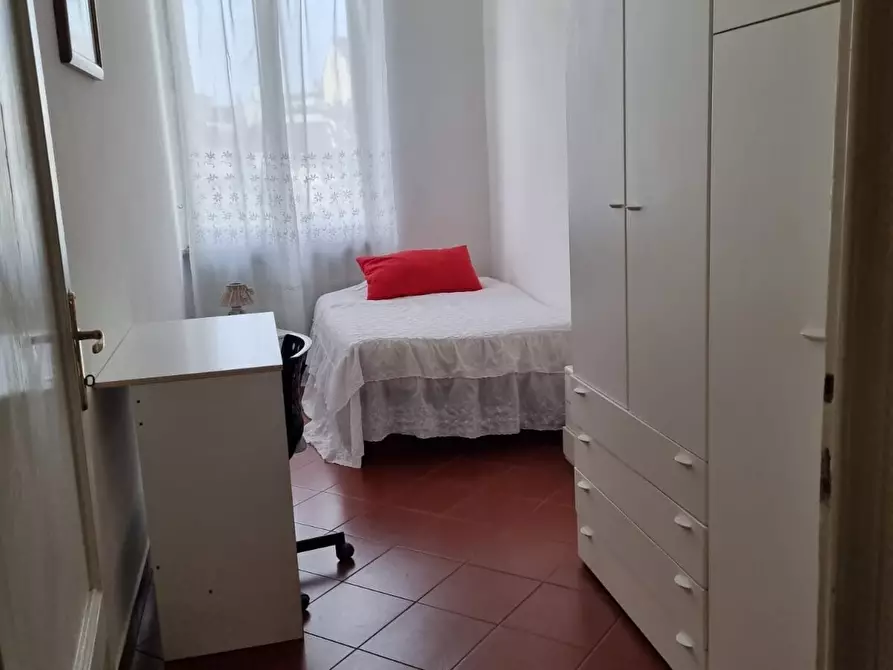 Immagine 2 di Trilocale in affitto  in Borgo Ognissanti a Firenze