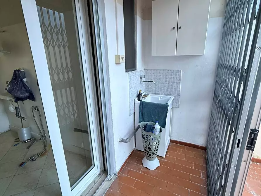 Immagine 6 di Locale commerciale in vendita  in Via Stefano Buonsignori a Firenze