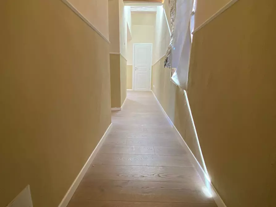 Immagine 9 di Trilocale in vendita  in Via Fontebuoni a Firenze