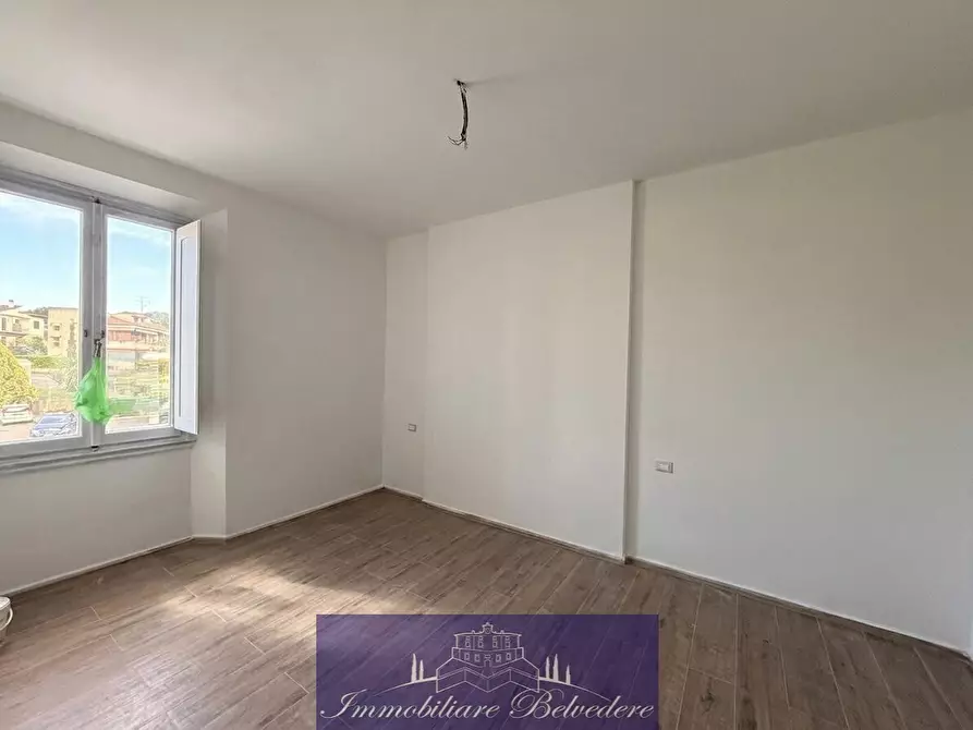 Immagine 10 di Trilocale in vendita  in Via Cremani a Firenze