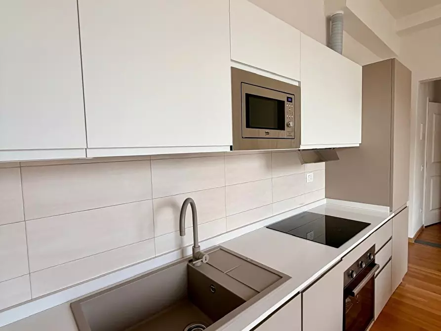 Immagine 3 di Trilocale in affitto  in Via Giambologna a Firenze