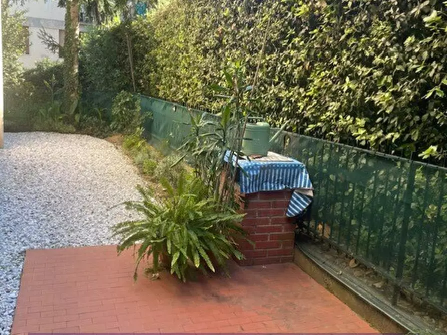 Immagine 10 di Quadrilocale in vendita  in Via Reims a Firenze