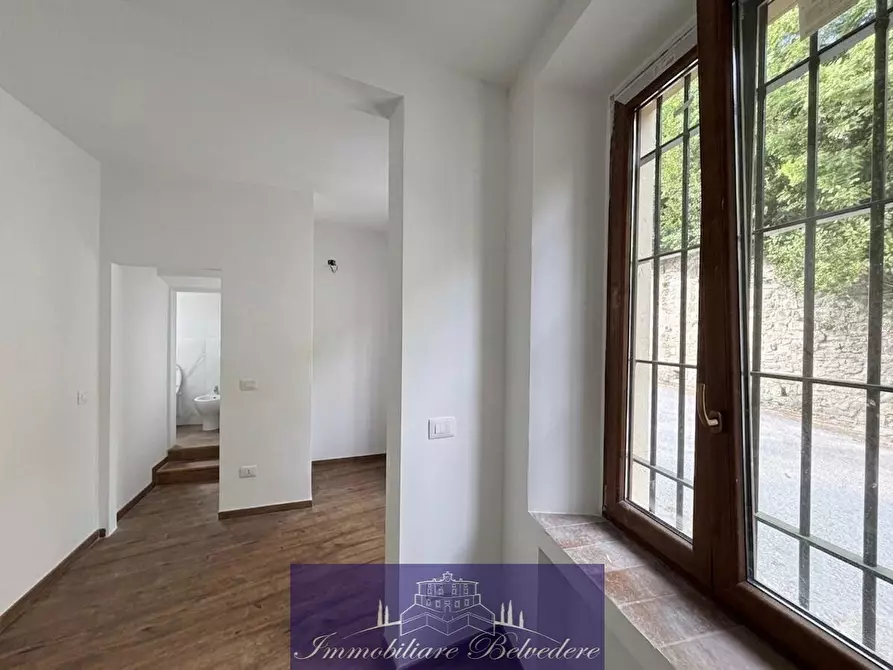 Immagine 11 di Bilocale in vendita  in Via Camillo Barni a Firenze
