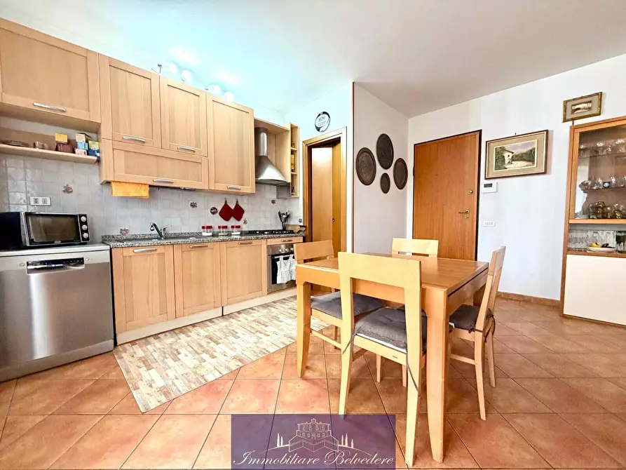 Immagine 17 di Appartamento in vendita  in Via del Giglio a Campi Bisenzio
