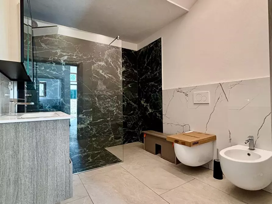 Immagine 6 di Quadrilocale in affitto  in Via Borgo Bartolini a Bagno A Ripoli